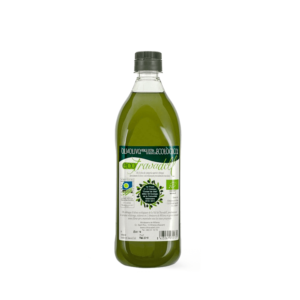 Botella de 1 litro de aceite de oliva ecológico Travadell sobre fondo transparente